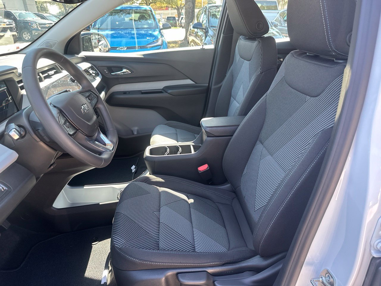 2027 Chevrolet Bolt LT, photo 11