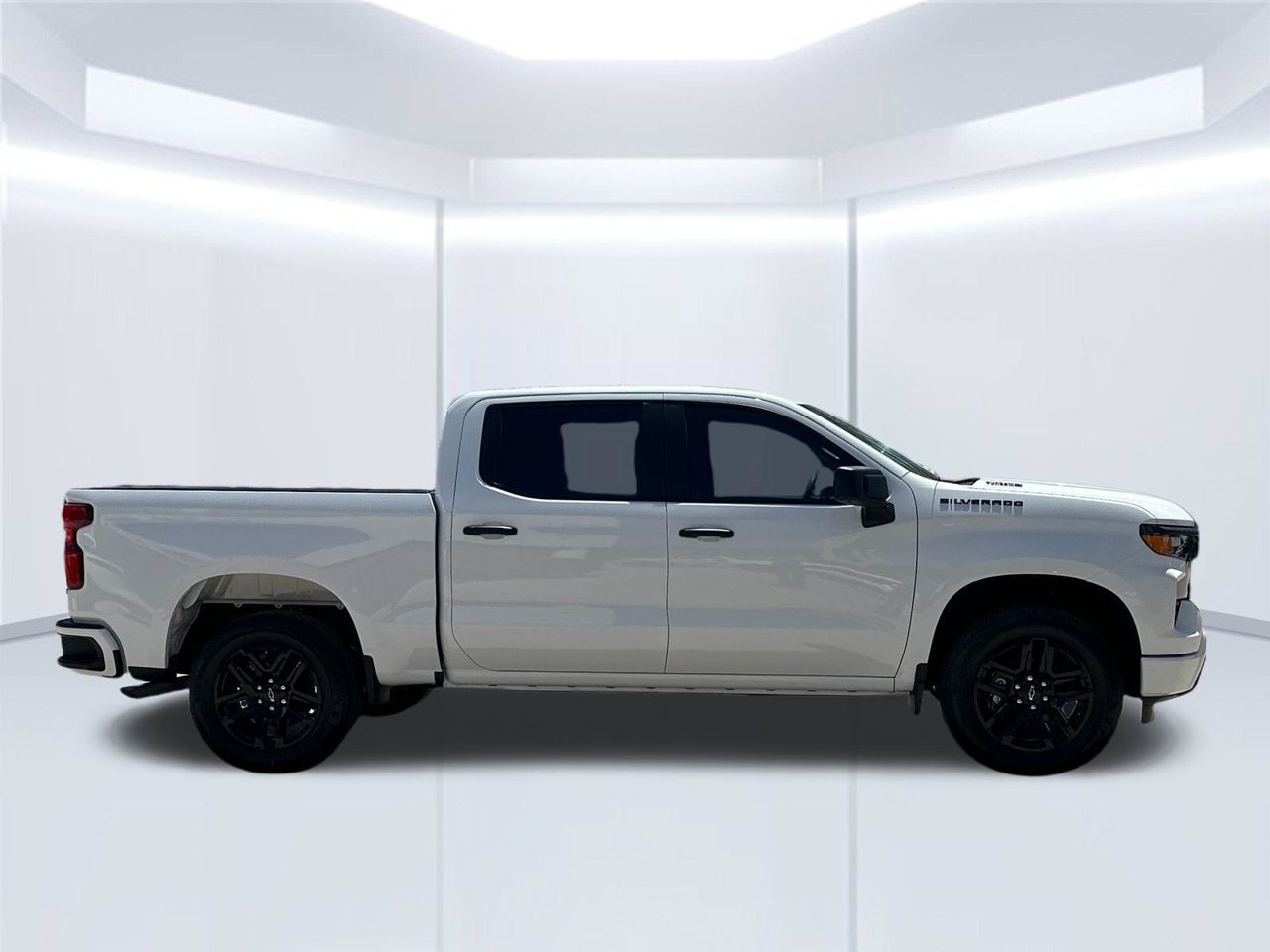 2026 Chevrolet Silverado 1500 Custom - Photo 6