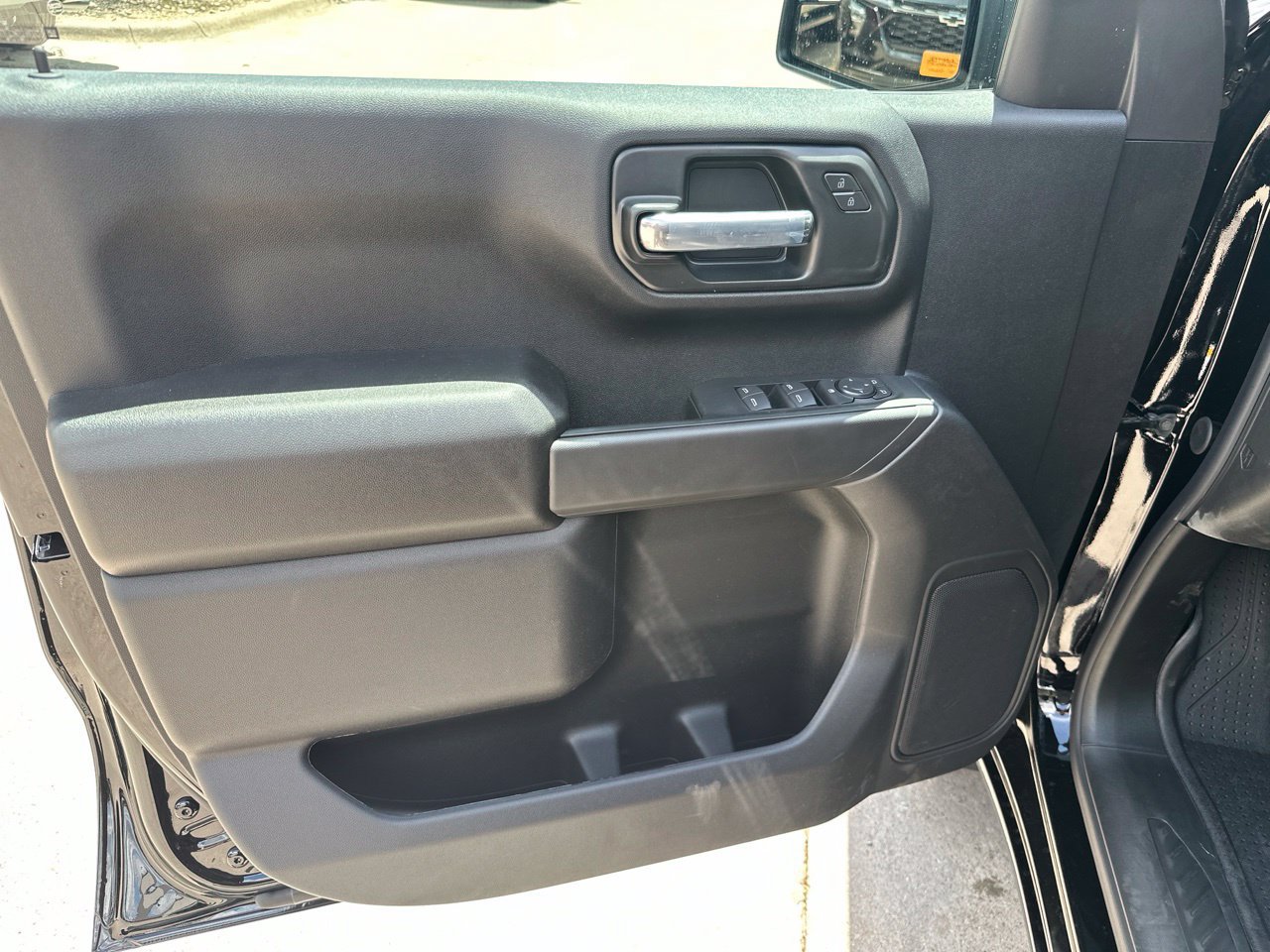 2026 Chevrolet Silverado 1500 Custom - Photo 10