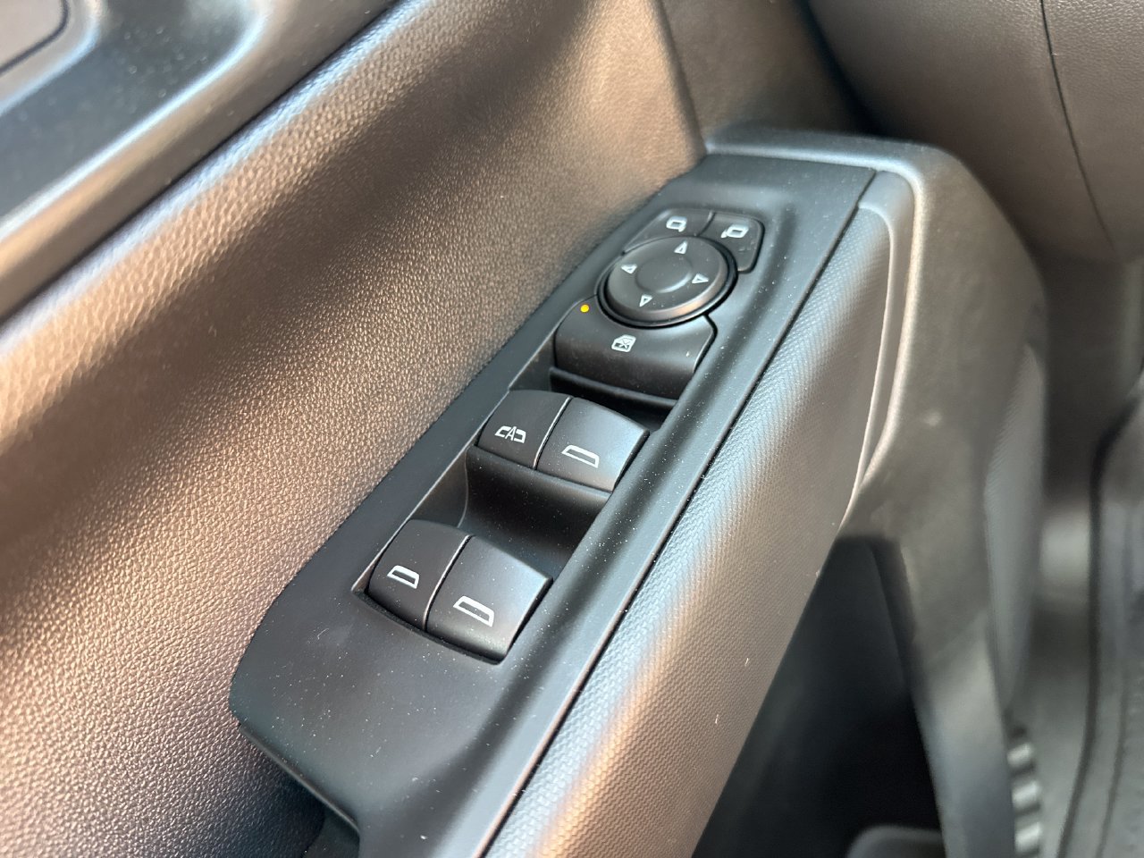 2026 Chevrolet Silverado 1500 Custom - Photo 9