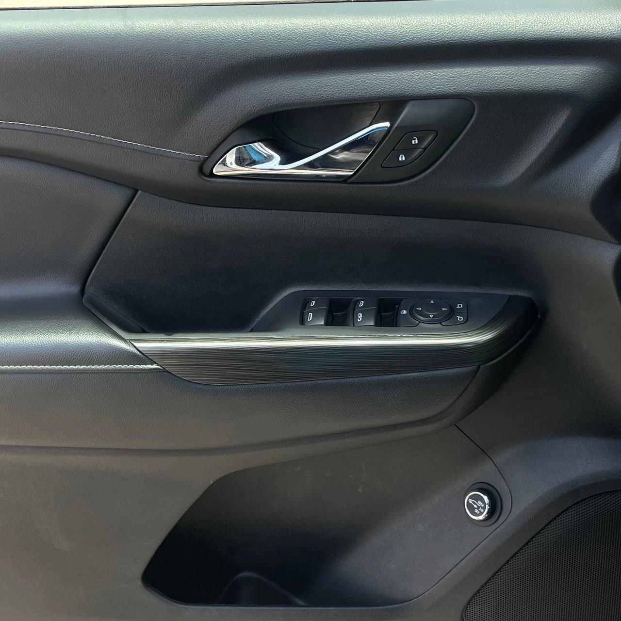 2023 GMC Acadia SLT - Photo 20
