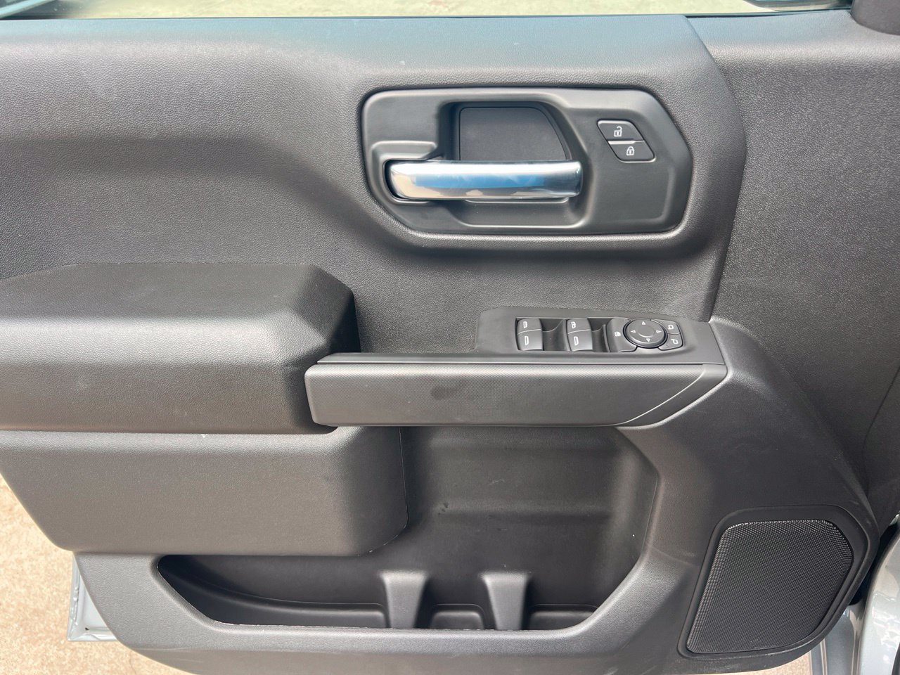 2026 Chevrolet Silverado 1500 Custom - Photo 11