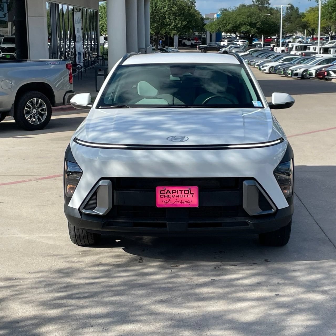 2025 Hyundai Kona SEL - Photo 6