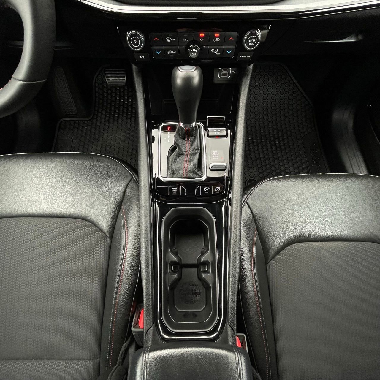 2025 Jeep Compass Trailhawk - Photo 19