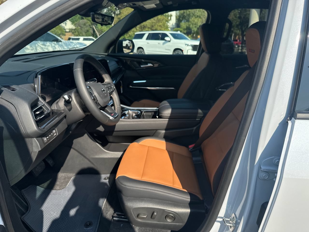 2027 Chevrolet Traverse Z71 SUV, photo 17
