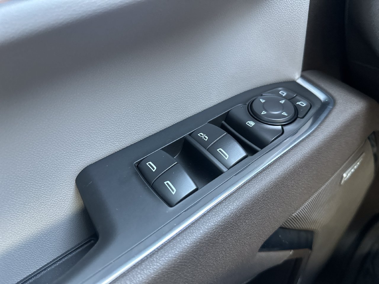 2026 Chevrolet Silverado 1500 LT Trail Boss - Photo 9