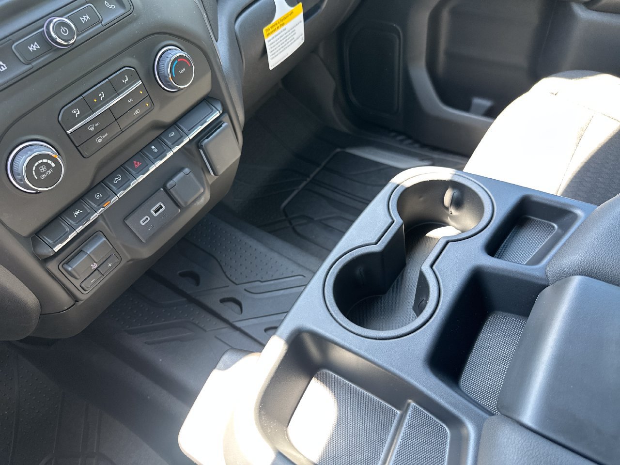 2026 Chevrolet Silverado 1500 Custom - Photo 24