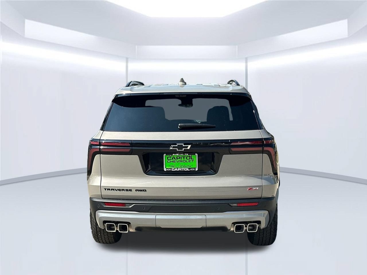 2027 Chevrolet Traverse Z71 SUV, photo 5