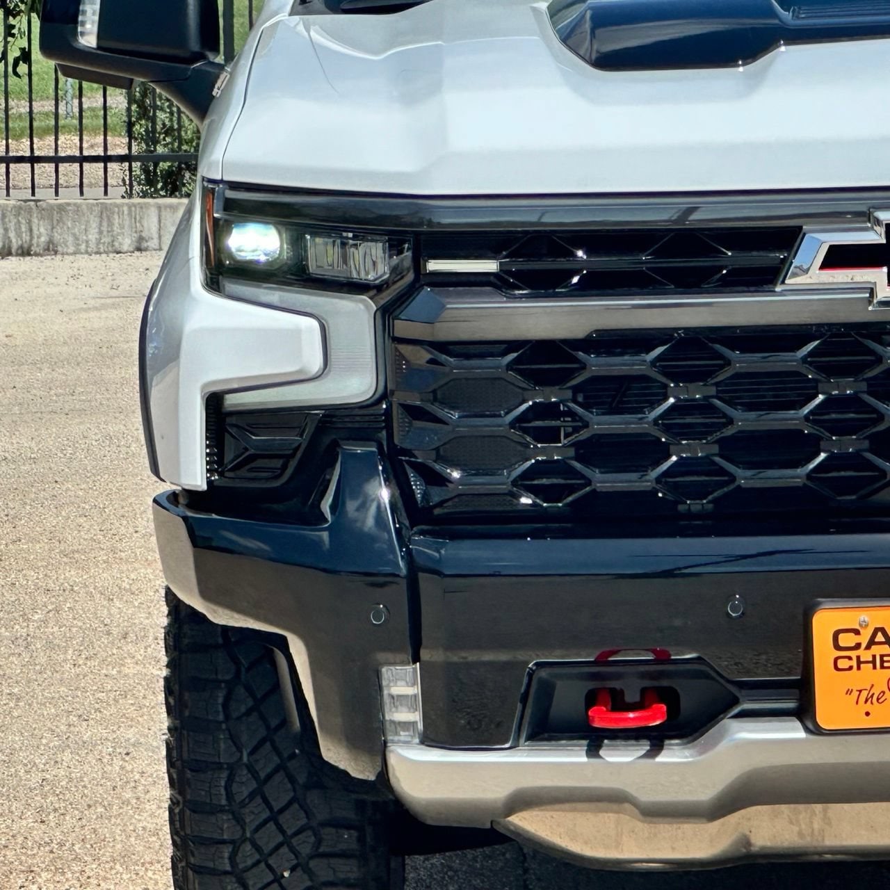 2026 Chevrolet Silverado 1500 ZR2 - Photo 14