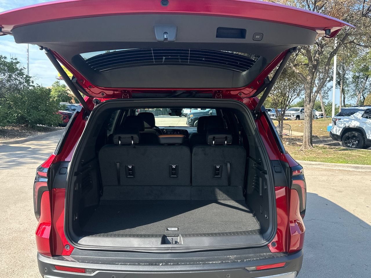 2027 Chevrolet Traverse Z71 SUV, photo 25