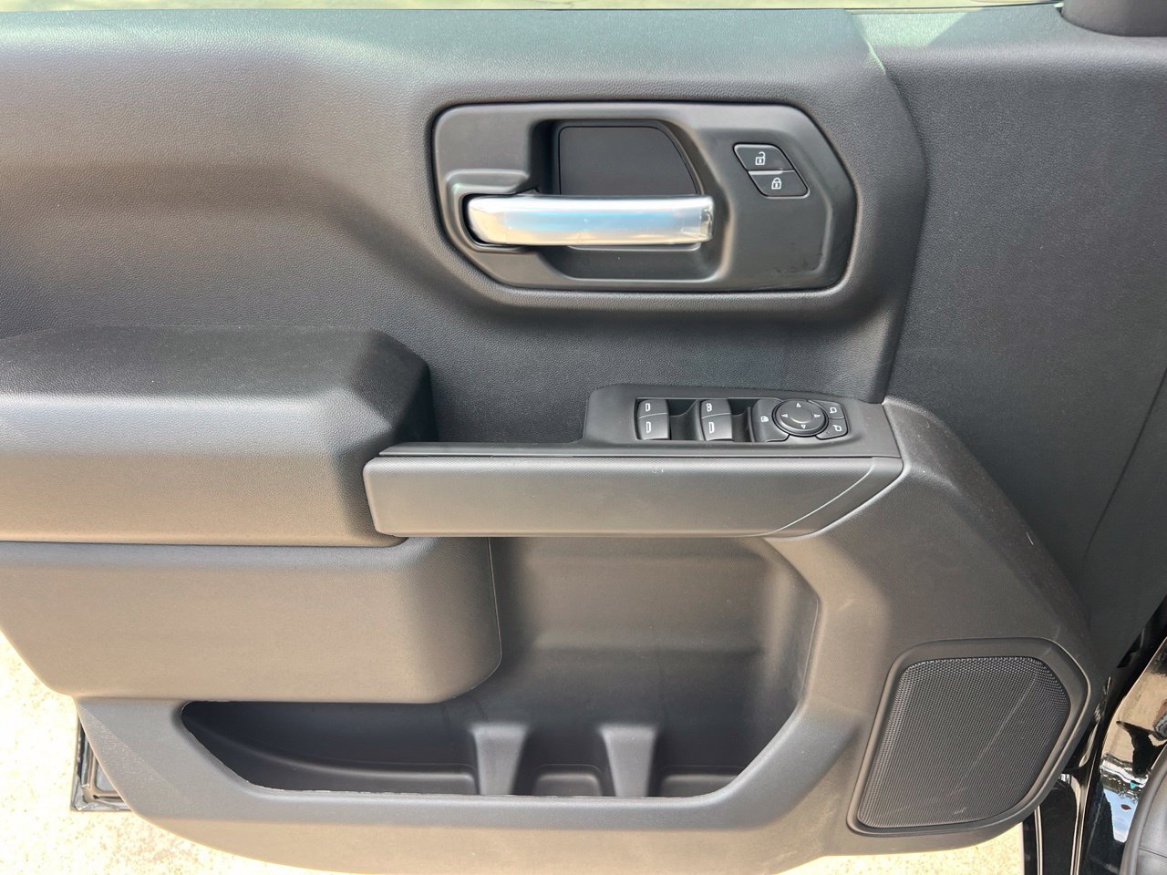 2026 Chevrolet Silverado 1500 Custom - Photo 11
