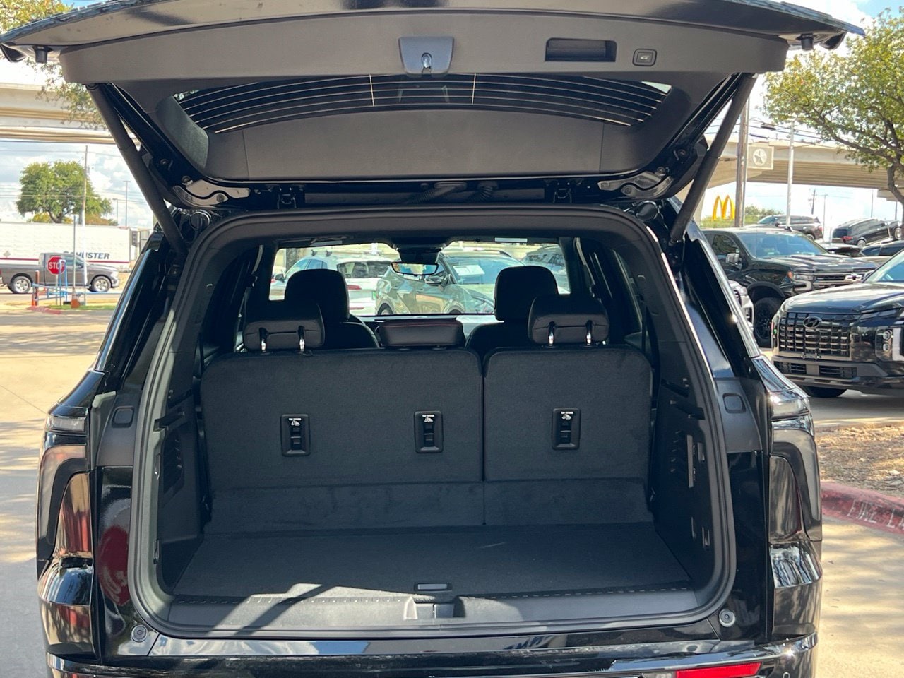 2027 Chevrolet Traverse RS SUV, photo 23