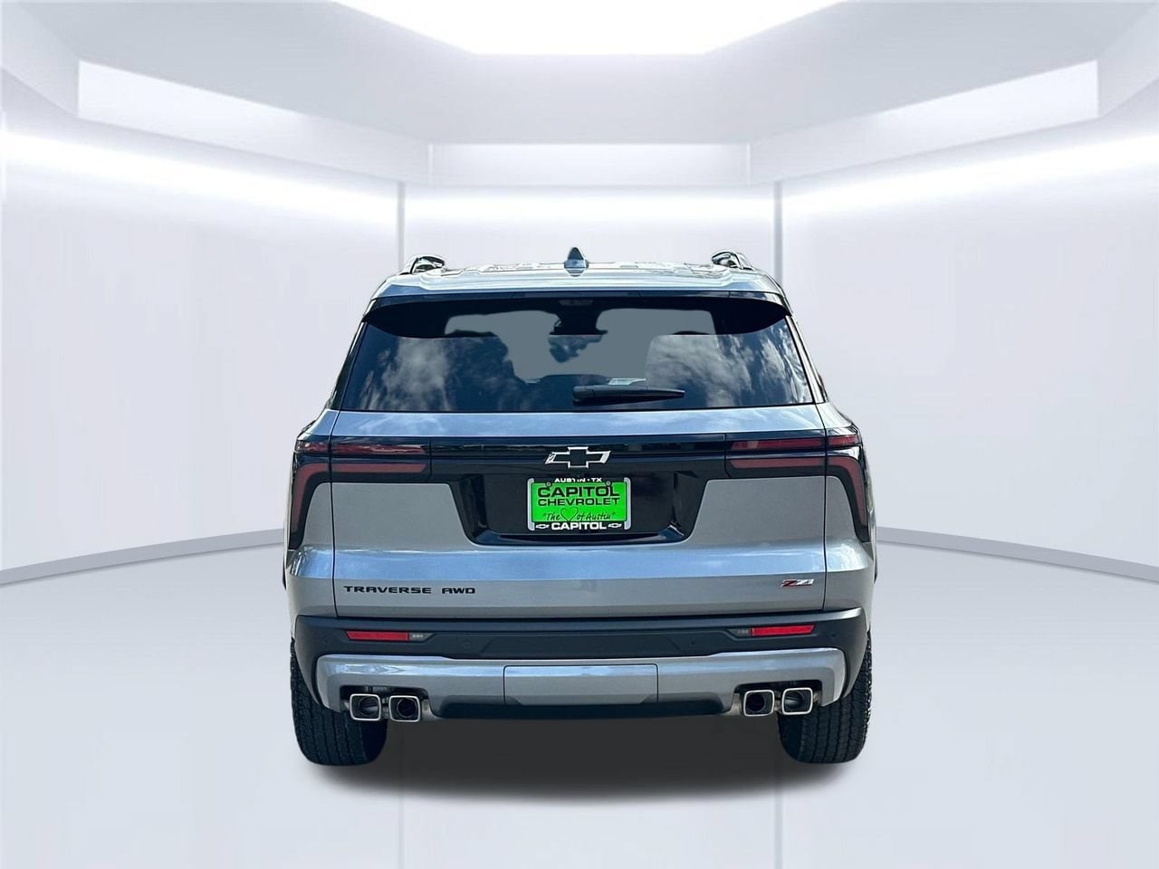 2027 Chevrolet Traverse Z71 SUV, photo 5