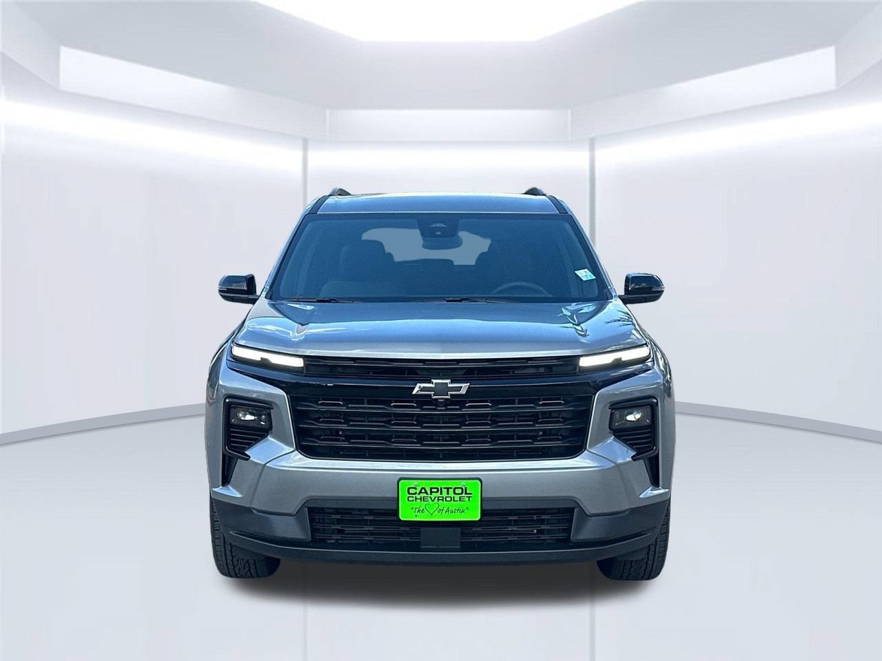 2027 Chevrolet Traverse LT SUV, photo 8