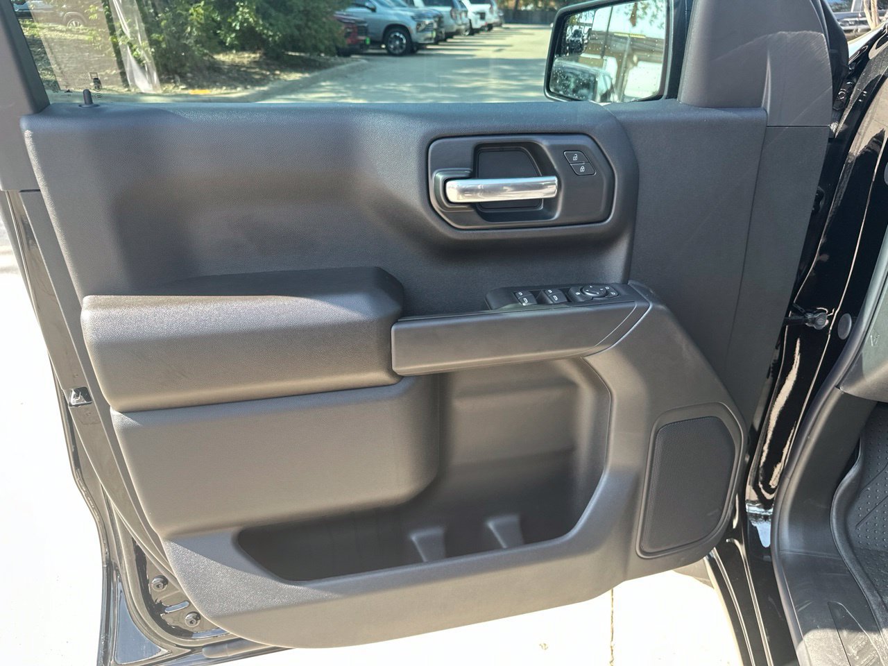 2026 Chevrolet Silverado 1500 Custom - Photo 10