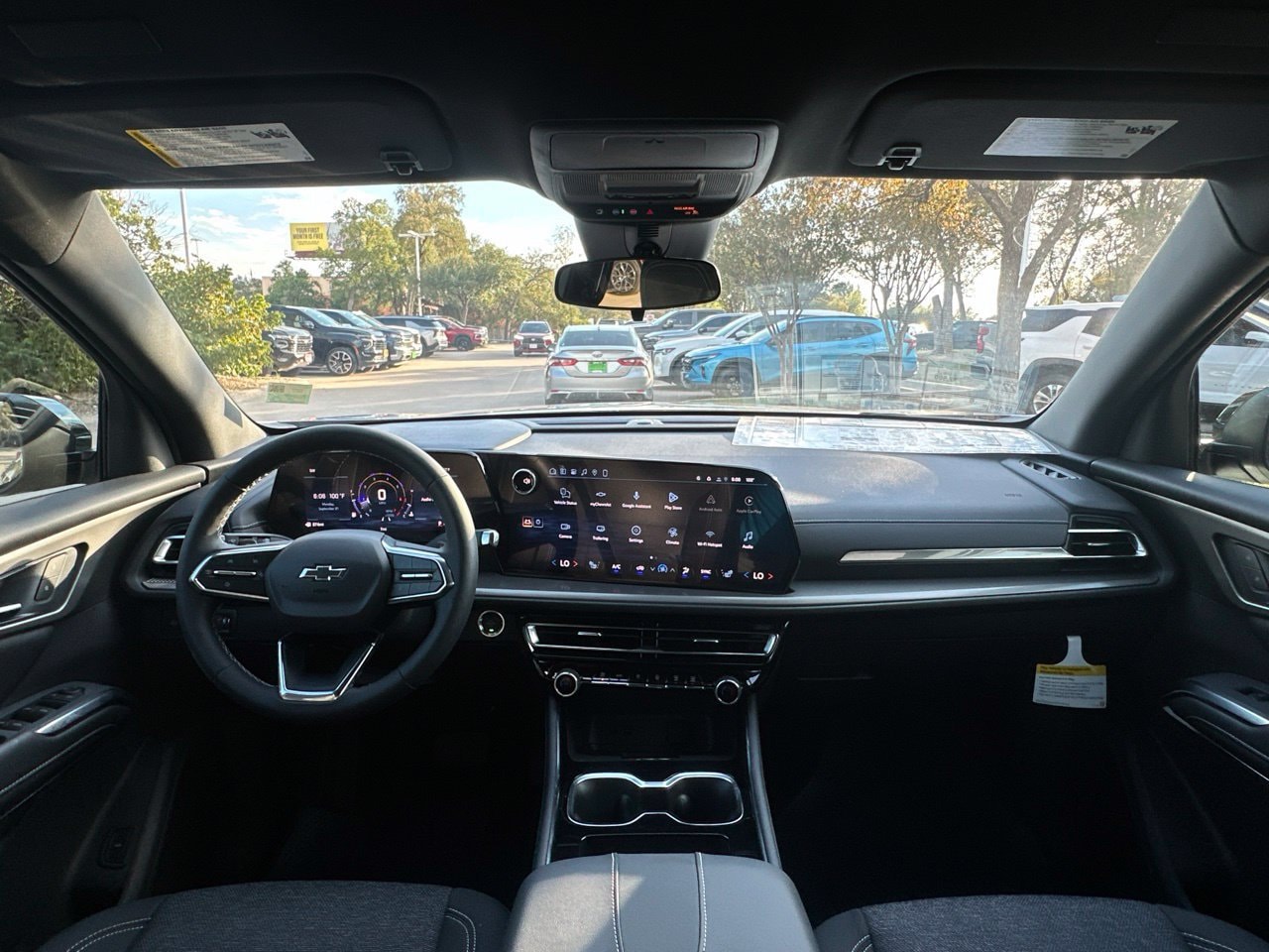 2027 Chevrolet Traverse LT - Photo 12