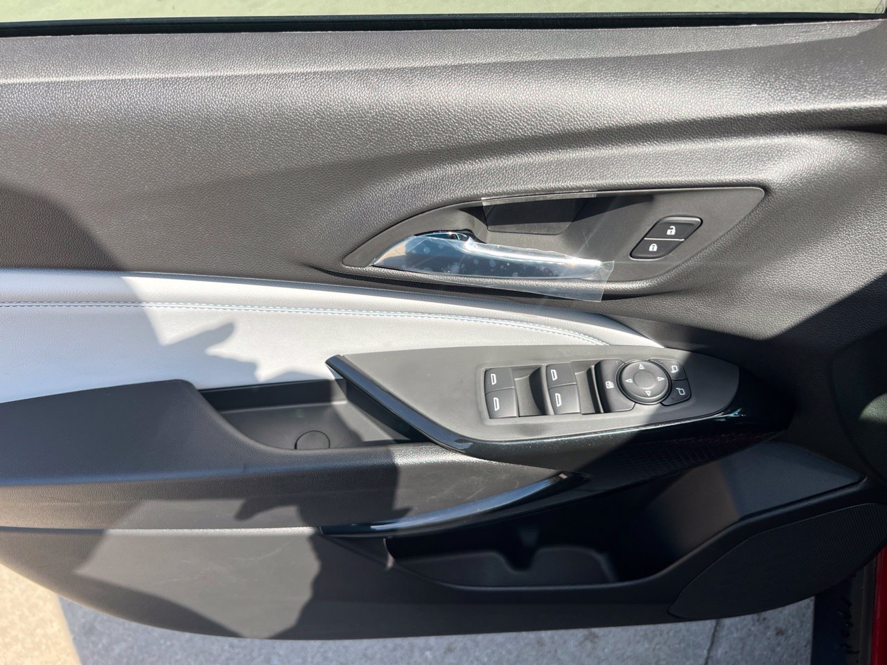 2026 Chevrolet Trax LT - Photo 10