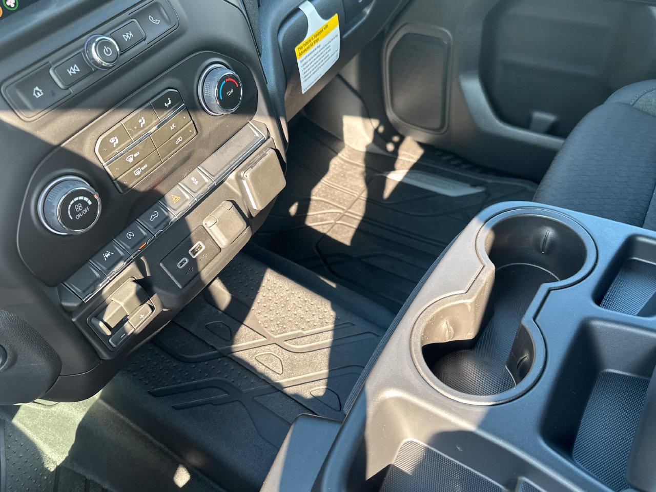 2026 Chevrolet Silverado 1500 Custom - Photo 18