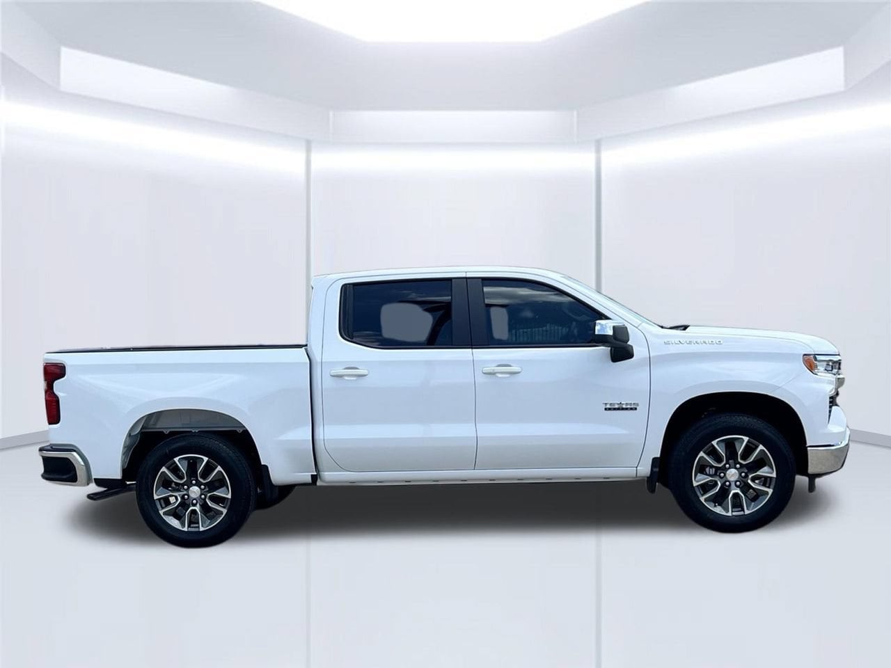 2026 Chevrolet Silverado 1500 LT Truck, photo 10