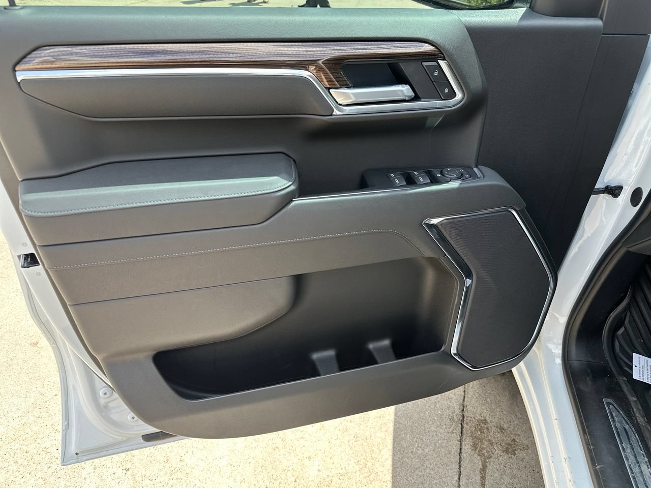 2026 Chevrolet Silverado 1500 LT Trail Boss - Photo 11