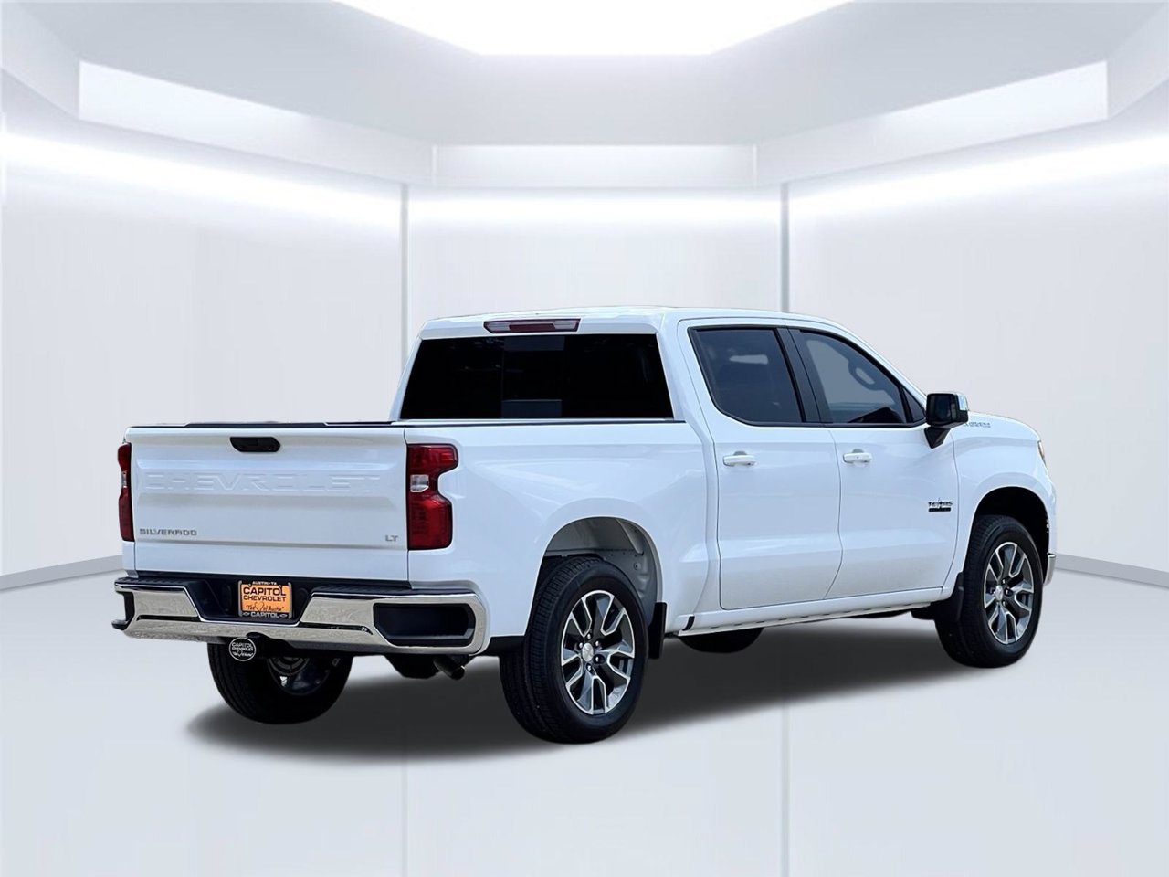 2026 Chevrolet Silverado 1500 LT - Photo 9