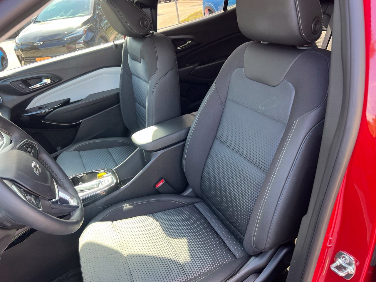 2026 Chevrolet Trax LT - Photo 12
