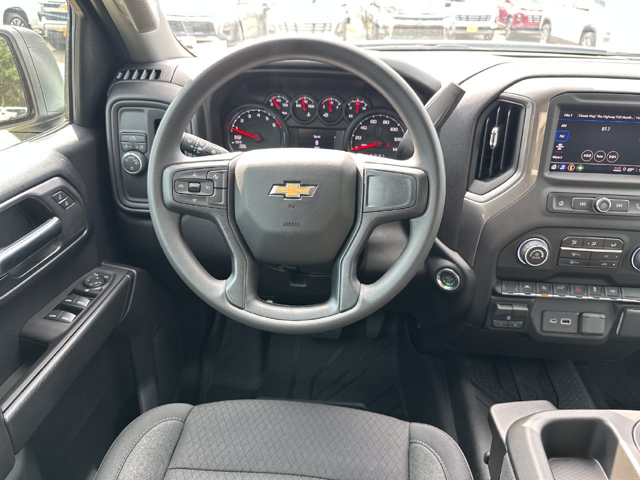 2026 Chevrolet Silverado 1500 Custom - Photo 14
