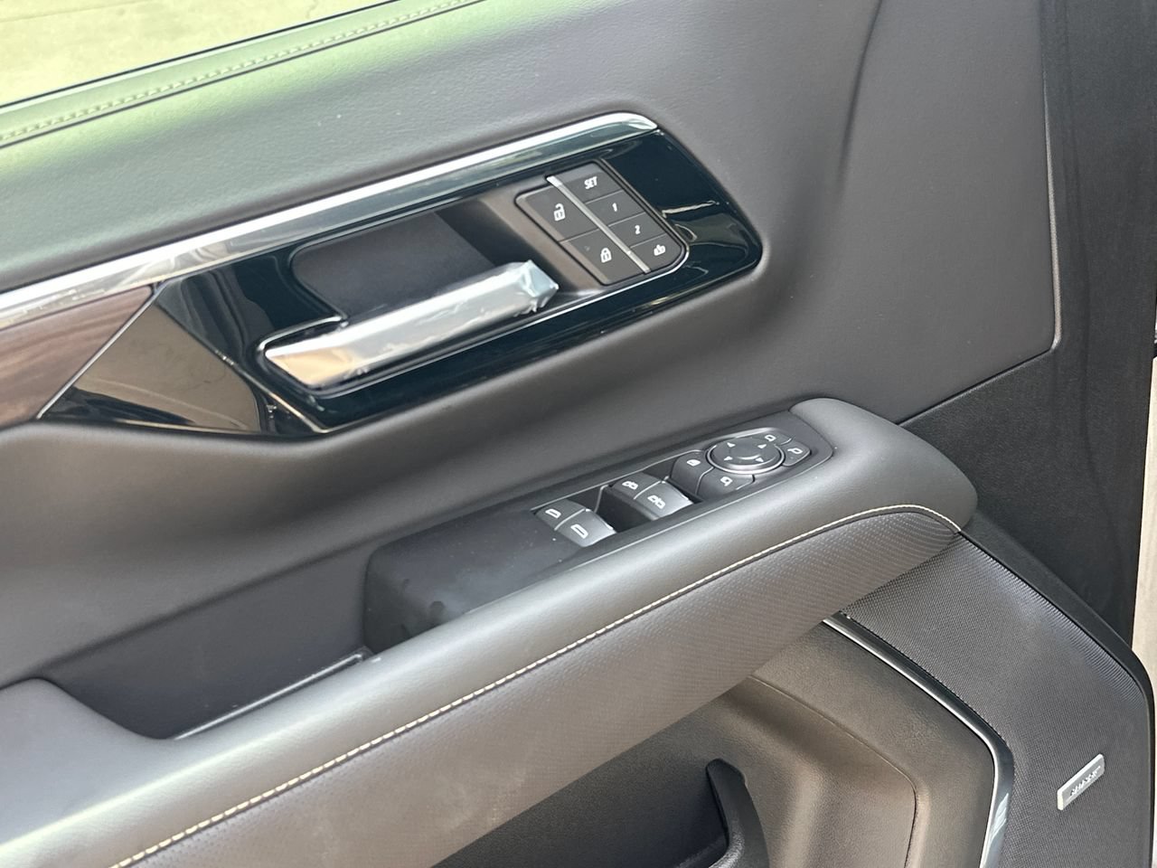 2026 Chevrolet Suburban Premier SUV, photo 12