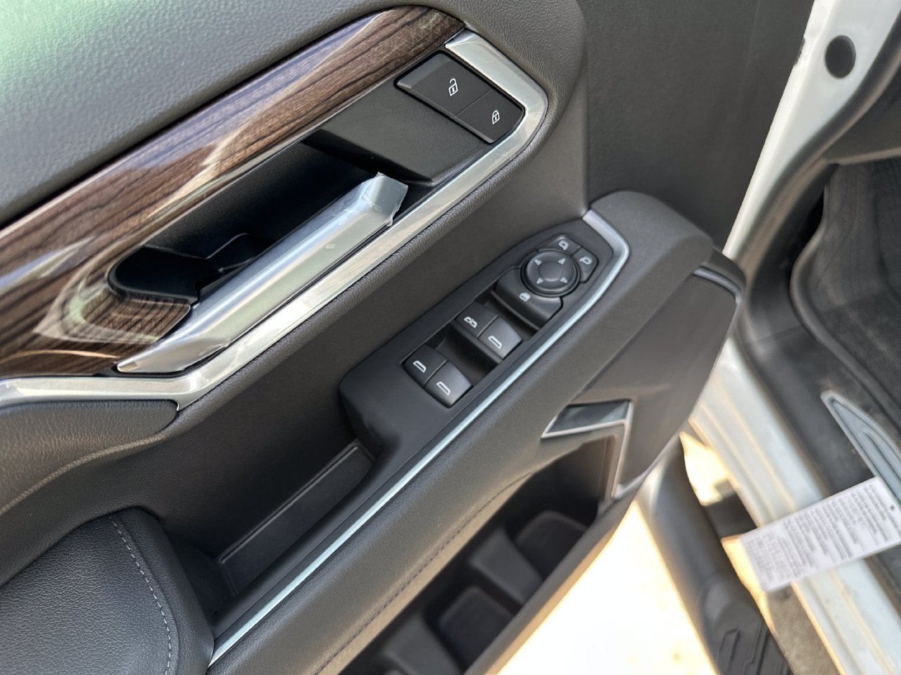 2026 Chevrolet Silverado 1500 RST - Photo 12