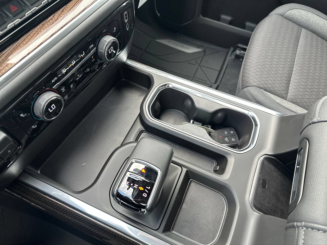 2026 Chevrolet Silverado 1500 LT Truck, photo 16