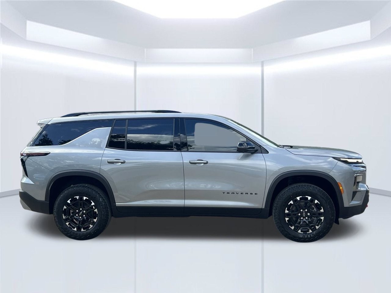 2027 Chevrolet Traverse Z71 SUV, photo 7