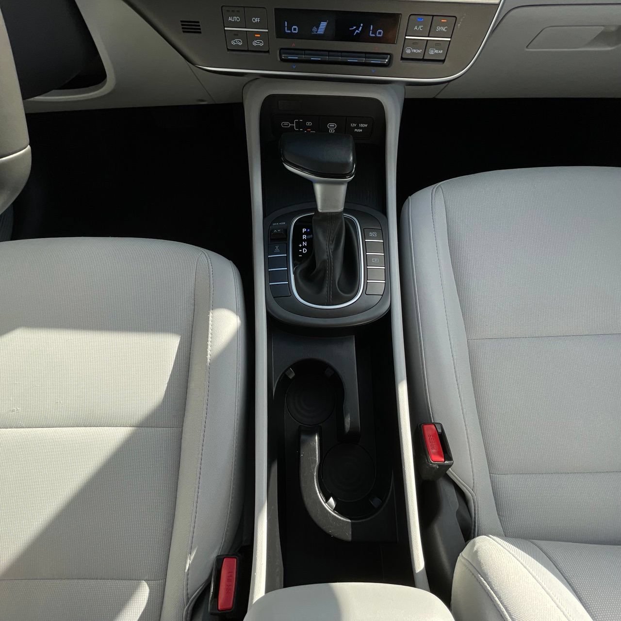 2025 Hyundai Kona SEL - Photo 19