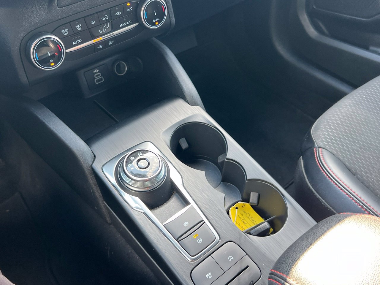 2025 Ford Escape ST-Line - Photo 21