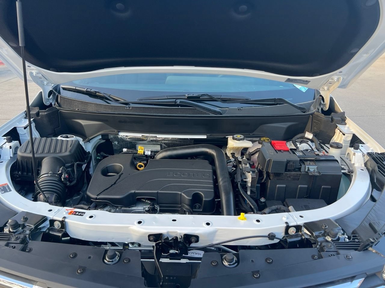 2027 Chevrolet Equinox LT SUV, photo 28