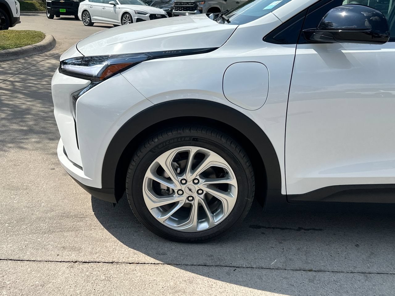 2027 Chevrolet Bolt LT - Photo 28
