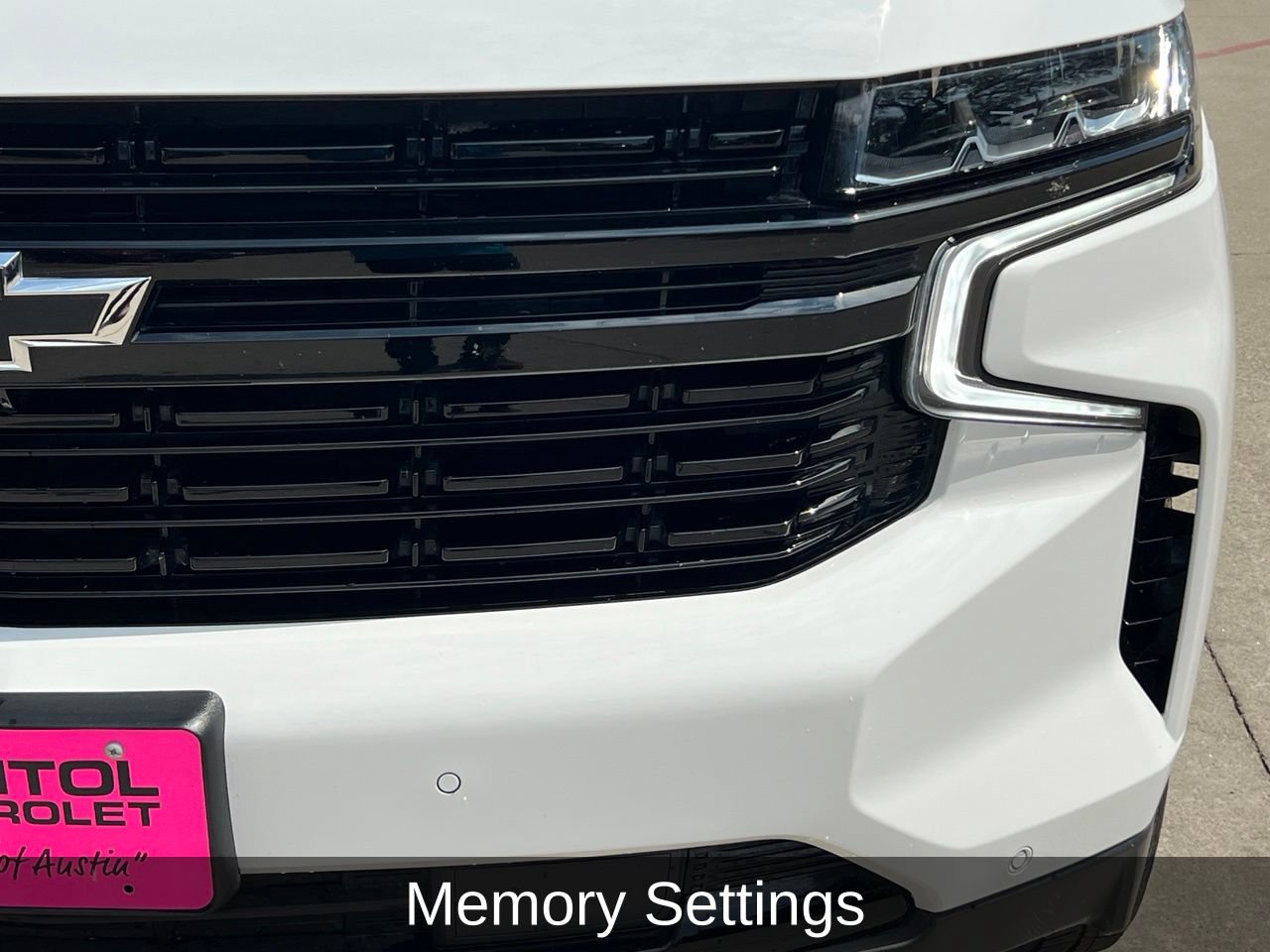 2024 Chevrolet Suburban RST - Photo 10
