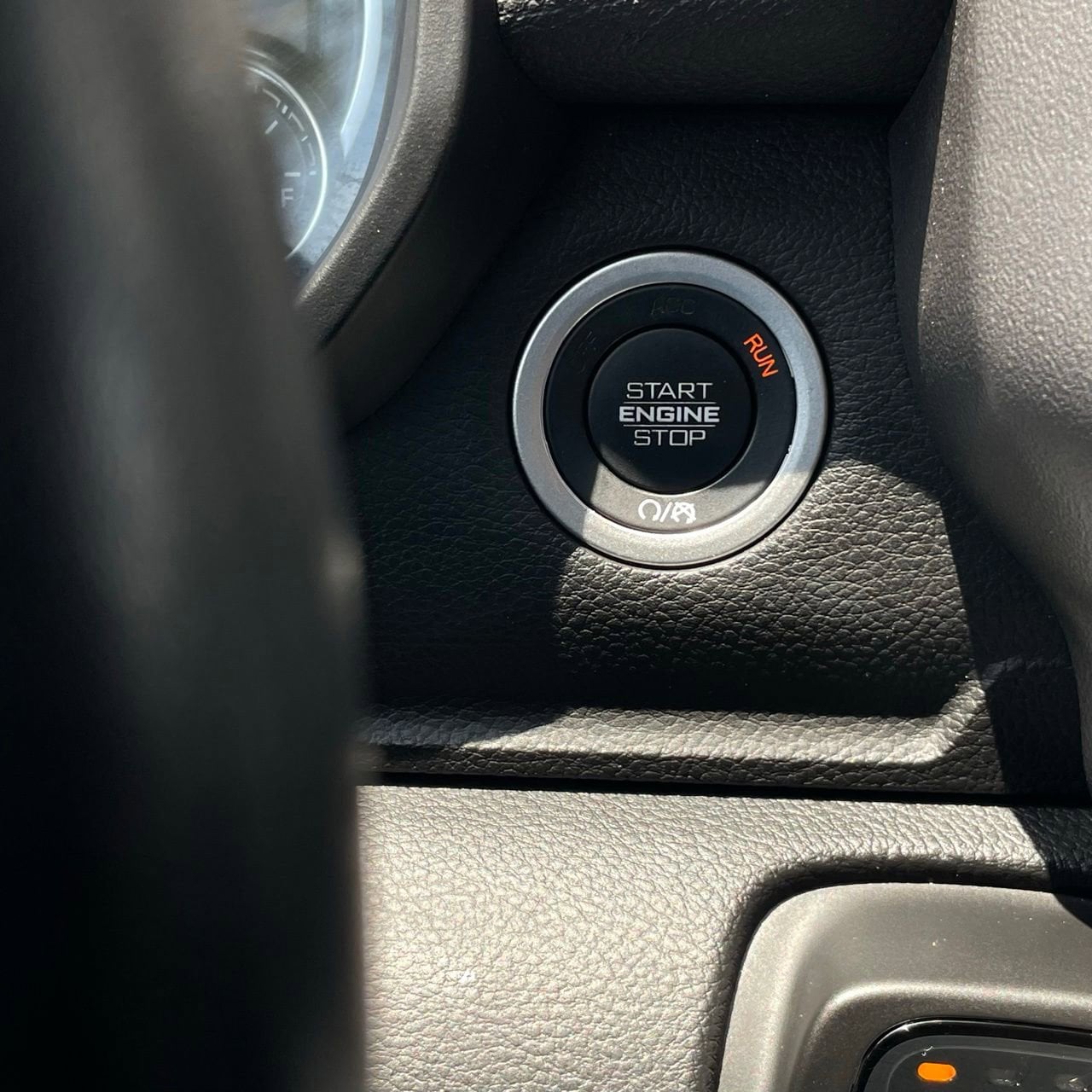 2024 RAM Ram 1500 Pickup Laramie - Photo 17
