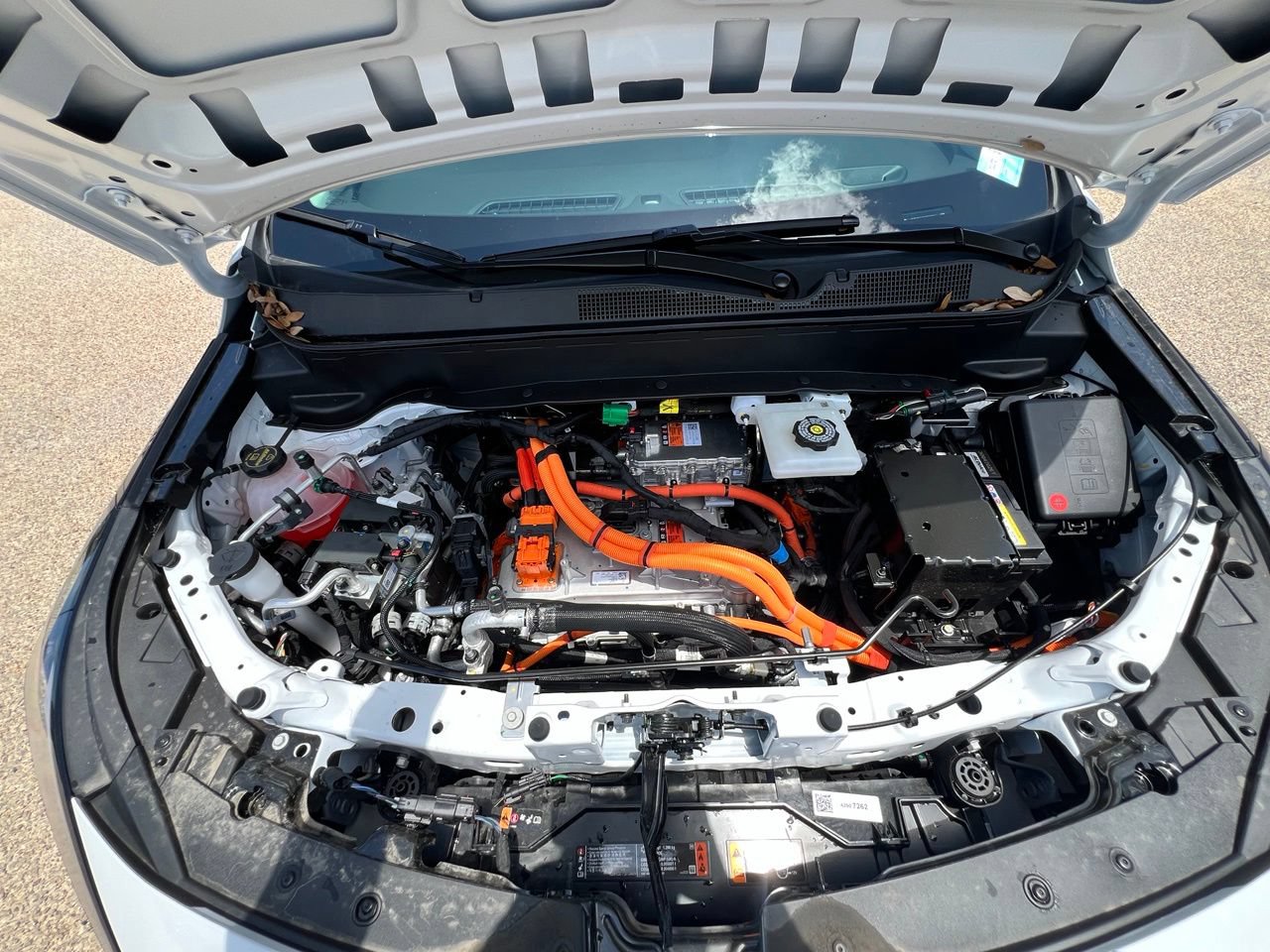2027 Chevrolet Bolt LT, photo 28