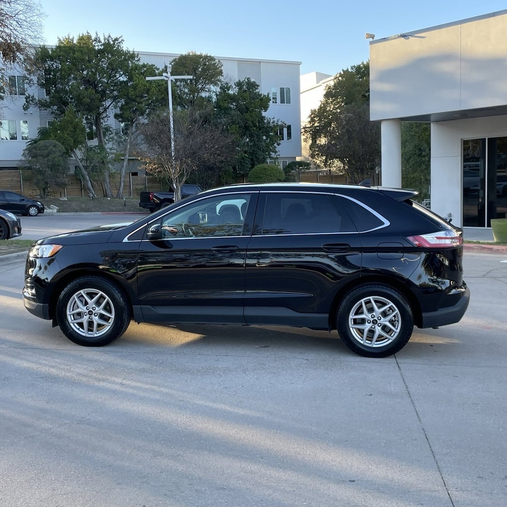 Used 2024 Ford Edge SEL SUV