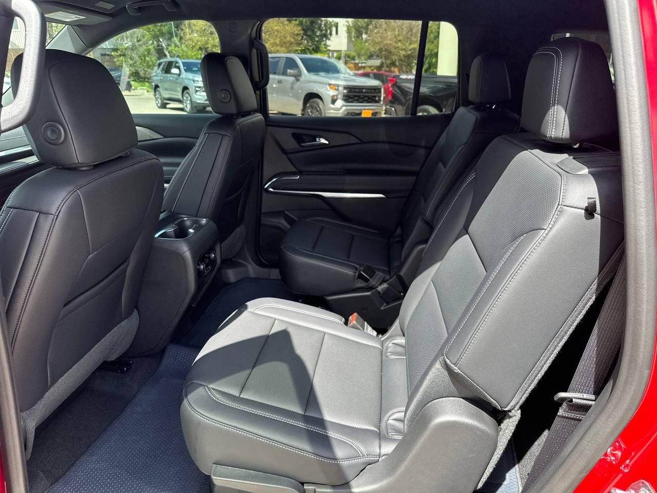 2027 Chevrolet Traverse LT, photo 27
