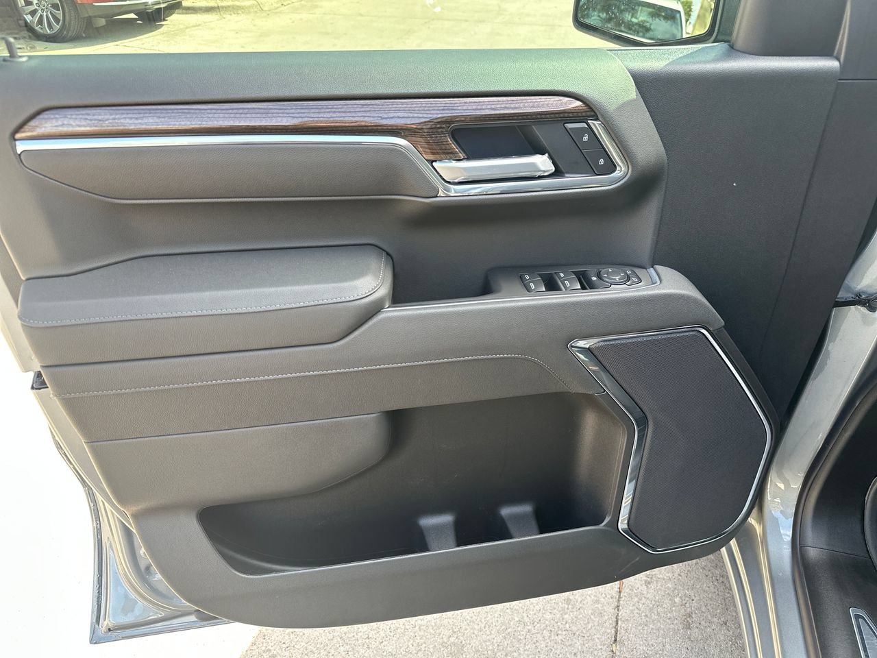 2026 Chevrolet Silverado 1500 LT Truck, photo 10