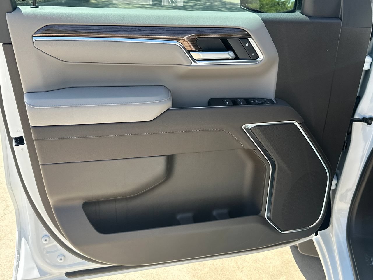 2026 Chevrolet Silverado 1500 LT Truck, photo 11