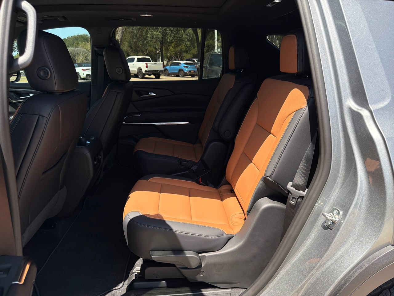 2027 Chevrolet Traverse Z71 SUV, photo 25