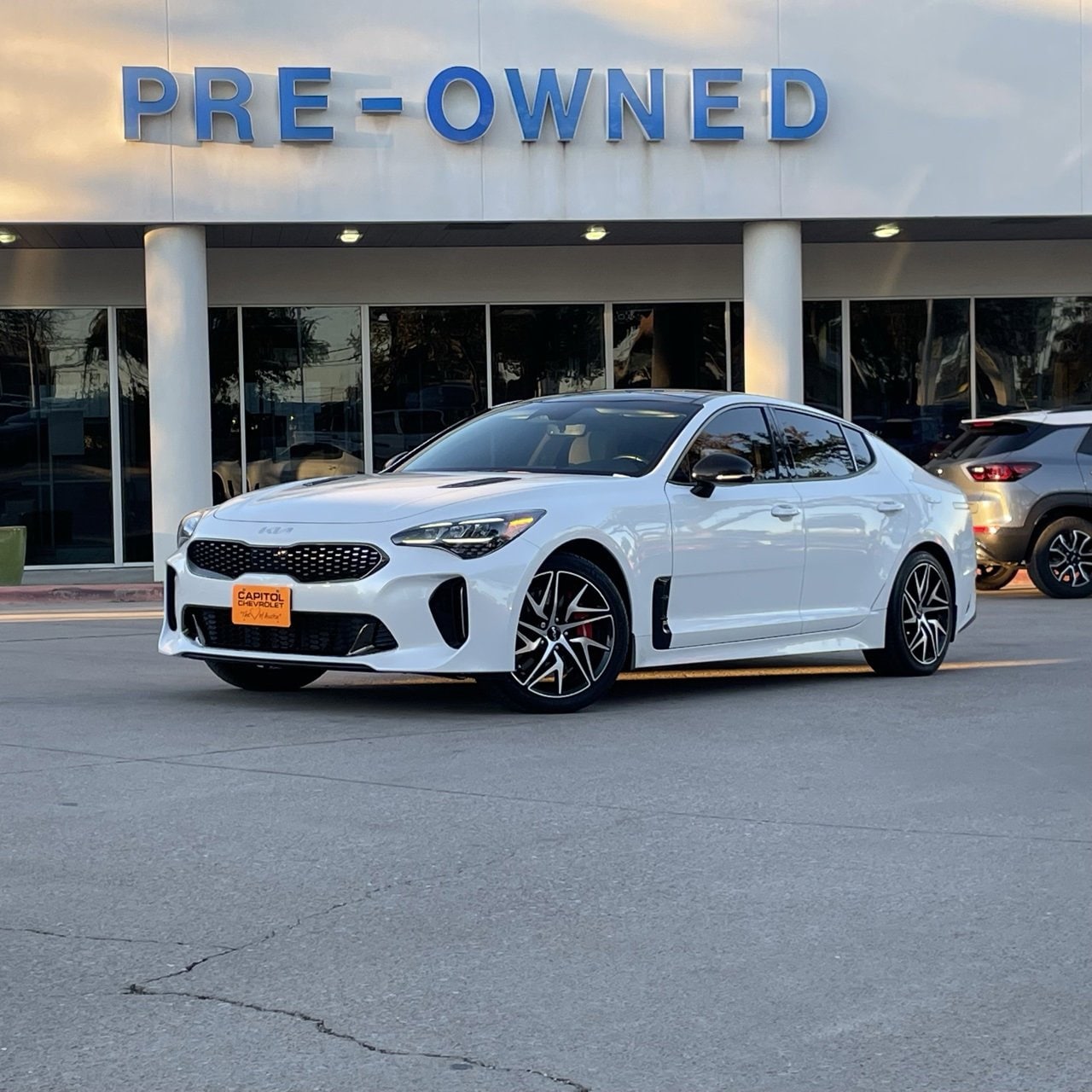 2023 Kia Stinger GT-Line's photo