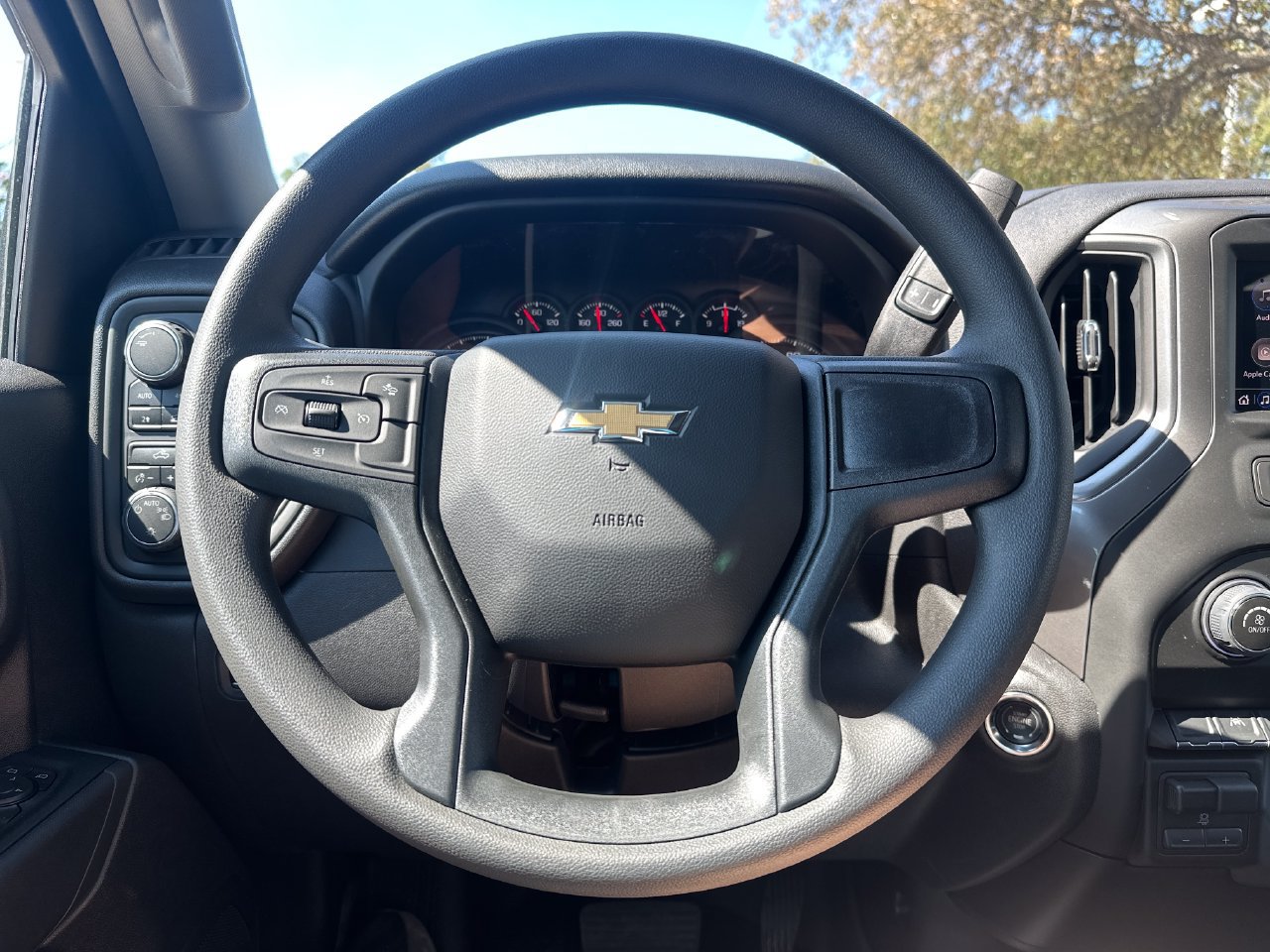 2026 Chevrolet Silverado 1500 Custom - Photo 10