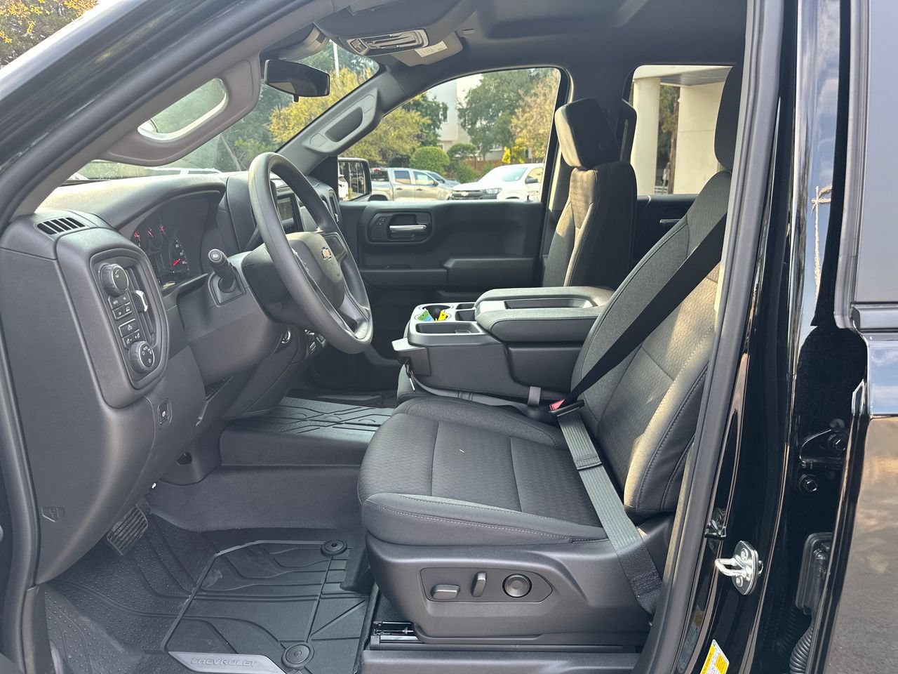 2026 Chevrolet Silverado 1500 Custom - Photo 16