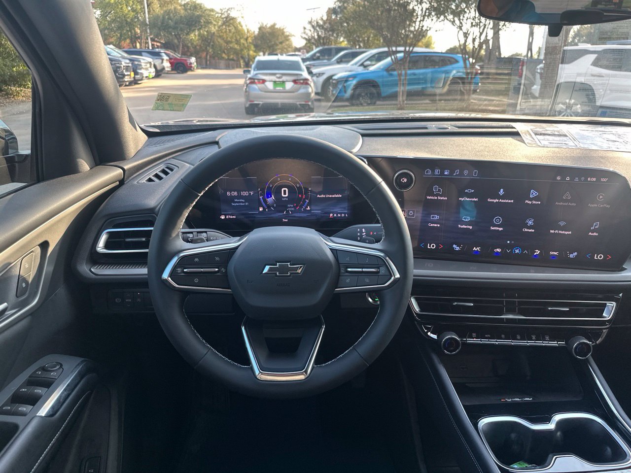 2027 Chevrolet Traverse LT - Photo 13