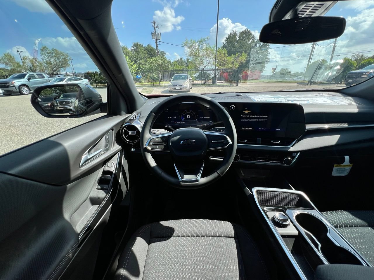 2026 Chevrolet Equinox LT - Photo 14