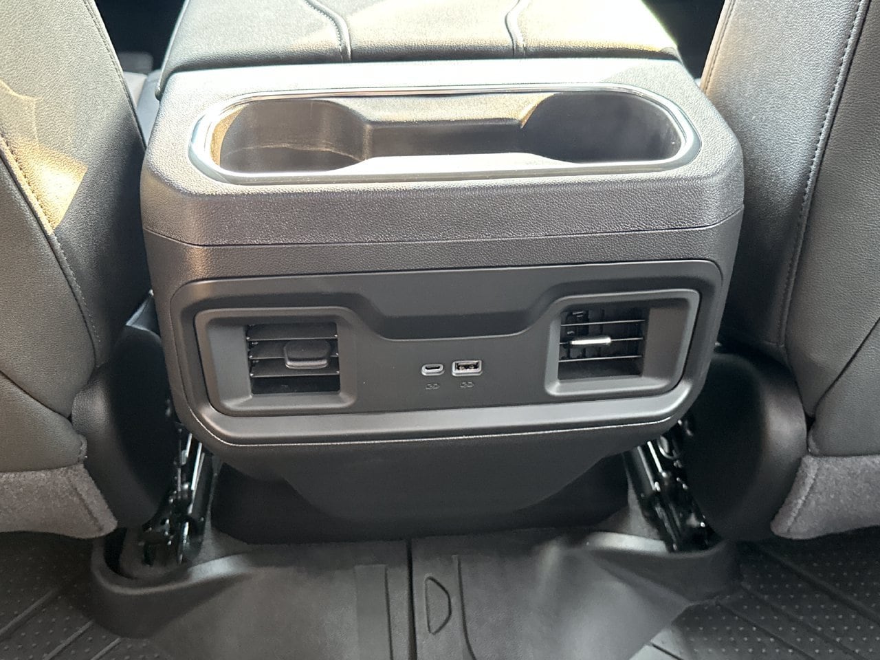 2026 Chevrolet Silverado 1500 RST - Photo 28