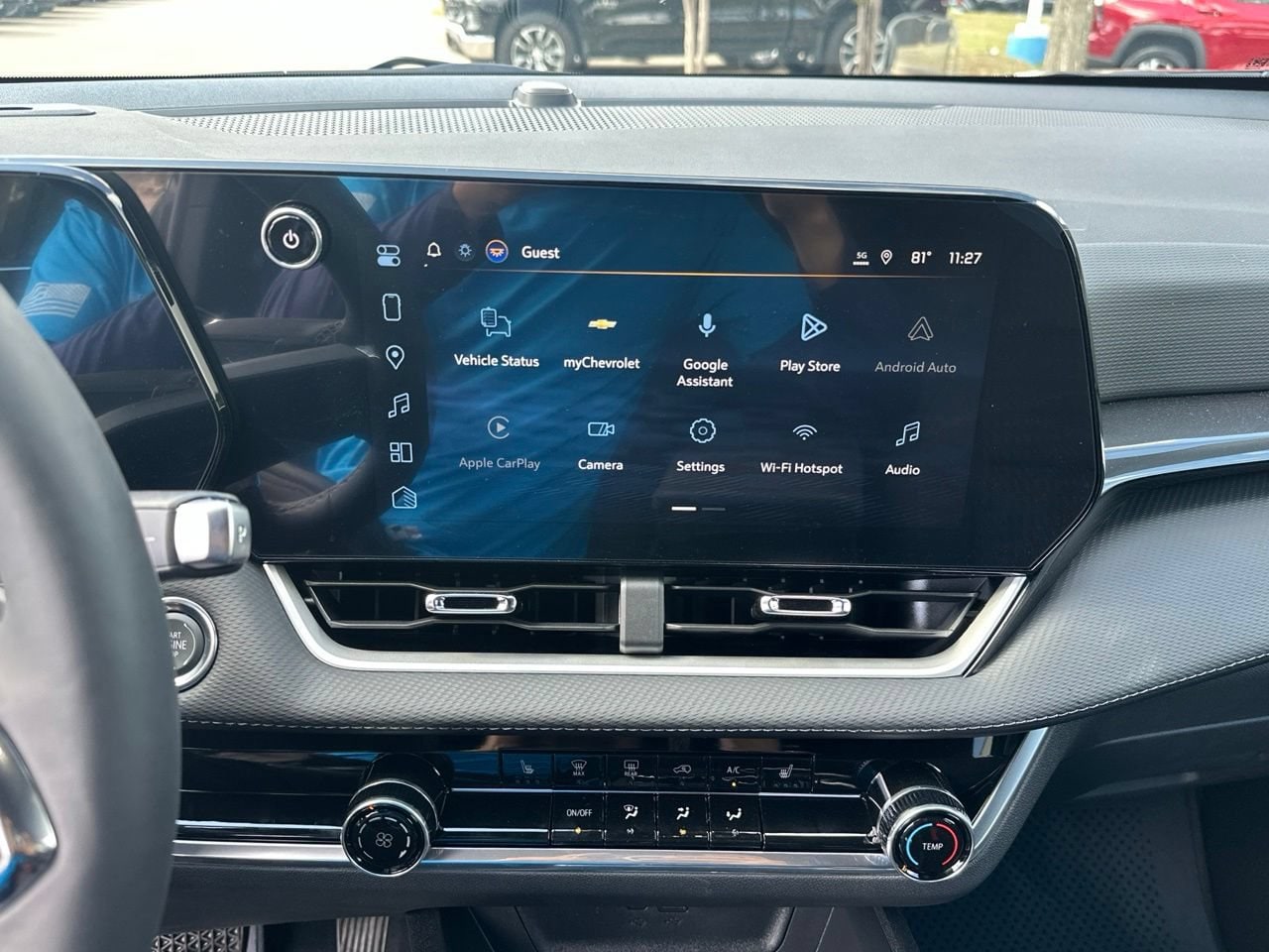 2027 Chevrolet Equinox LT - Photo 19